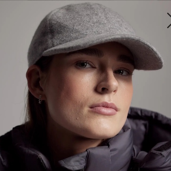 New QUINCE Cashmere Baseball Cap Light Heather Grey Sz XS/Small - Picture 3 of 11